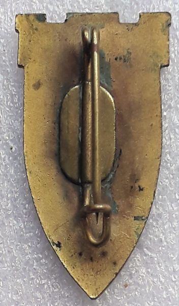 Fichier:19RG 3creneaux Dos.jpg