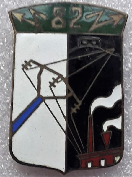 Fichier:82SON électromécaniciens.jpg